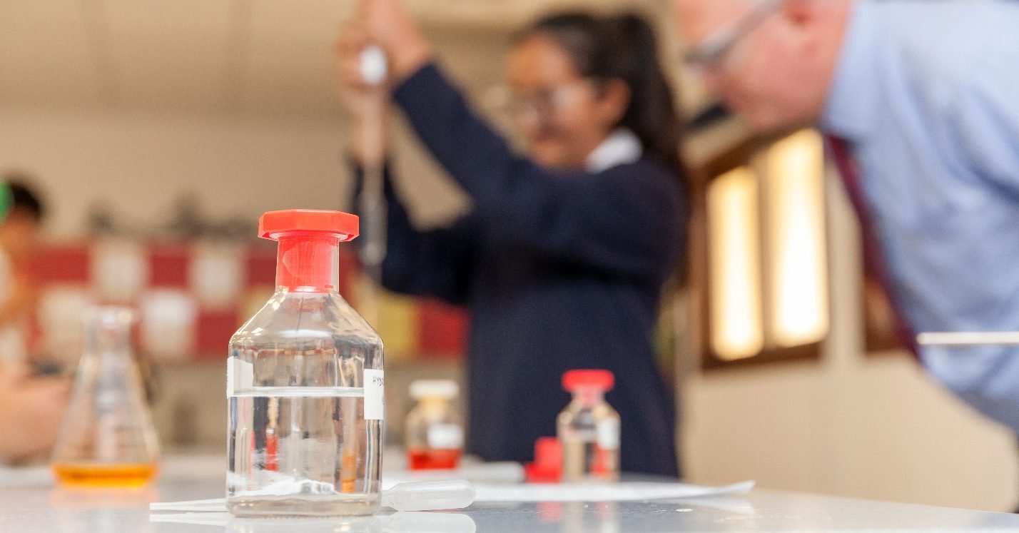 This Company Helps Nobel Prize Winners Conduct Experiments—And They Teach 5th Graders, Too #Company #Helps #Nobel #Prize #Winners #Conduct #ExperimentsAnd #Teach #5th #Graders
